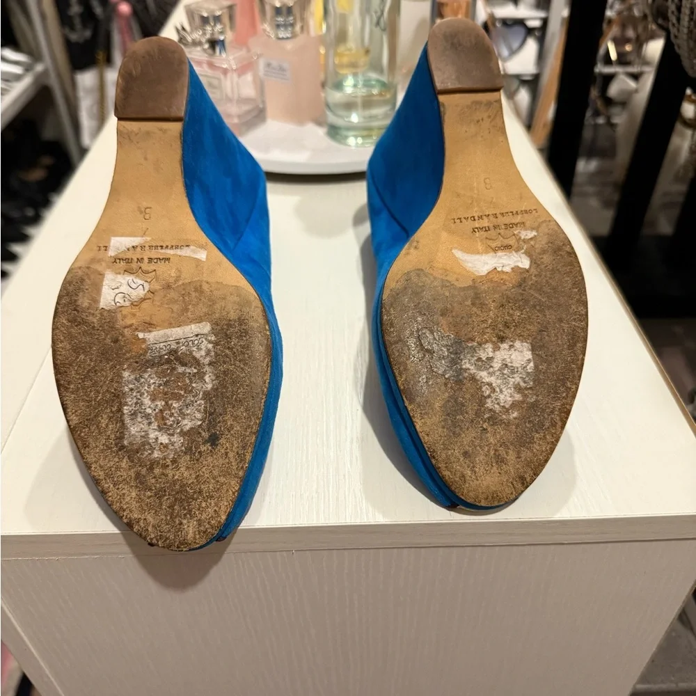Loeffler Randall reposhing this